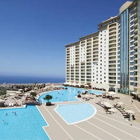 Gold 1 Bedroom Apartmán *
